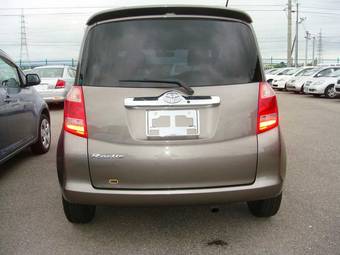 2005 Toyota Ractis Wallpapers