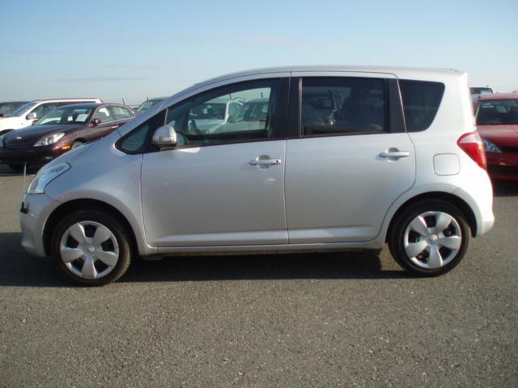 2006 Toyota Ractis