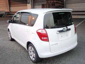 2006 Toyota Ractis Pictures