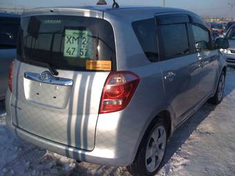2006 Toyota Ractis Photos