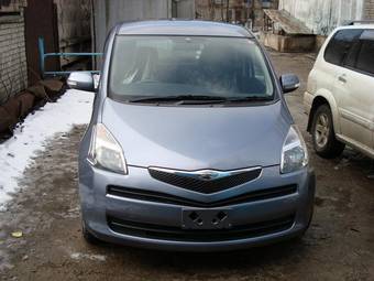 2006 Toyota Ractis Photos