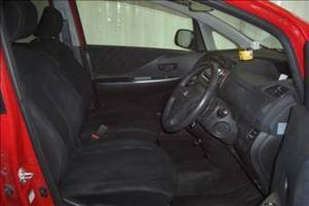 2006 Toyota Ractis Photos