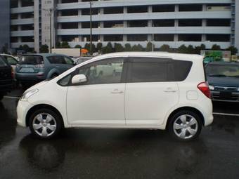 2006 Toyota Ractis Pictures