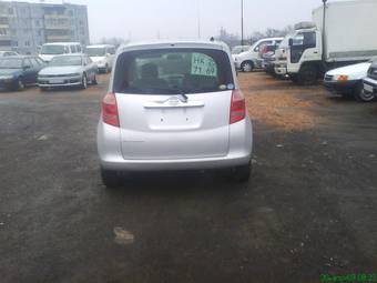 2006 Toyota Ractis Photos