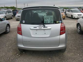 2006 Toyota Ractis Pictures