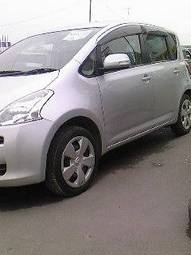 2006 Toyota Ractis Pictures