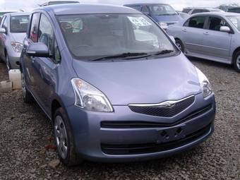 2006 Toyota Ractis Pictures