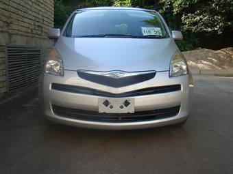 2006 Toyota Ractis Photos