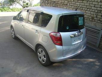 2006 Toyota Ractis Pictures