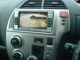 2006 Toyota Ractis Photos