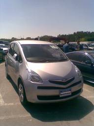 2006 Toyota Ractis Pictures