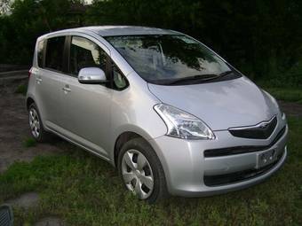 2006 Toyota Ractis Pictures