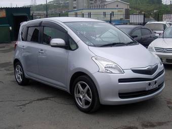 2006 Toyota Ractis Pictures