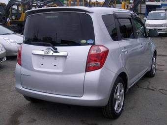 2006 Toyota Ractis Photos