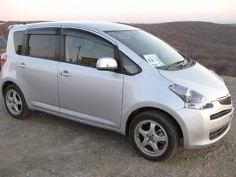 2008 Toyota Ractis Pictures