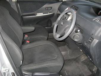 2008 Toyota Ractis Images