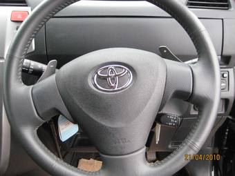 2008 Toyota Ractis Pictures