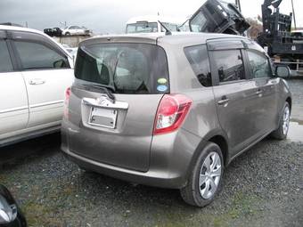 2008 Toyota Ractis Photos