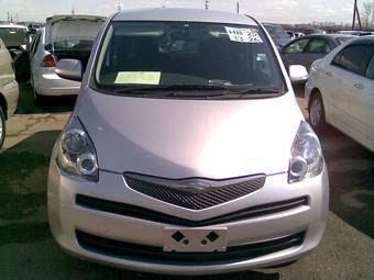 2009 Toyota Ractis Photos