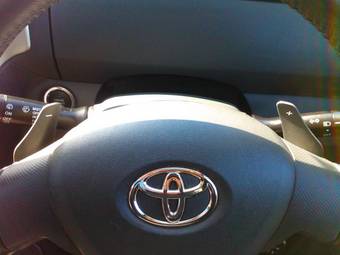 2010 Toyota Ractis Pics