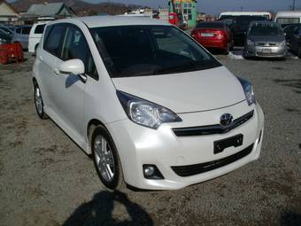 2010 Toyota Ractis Pictures