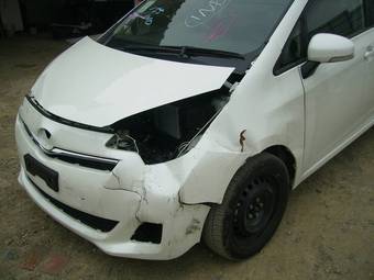 2010 Toyota Ractis Pictures