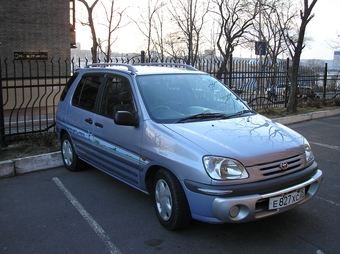 1997 Toyota Raum