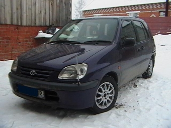 1997 Toyota Raum