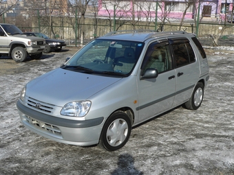 1997 Toyota Raum