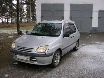 1997 Toyota Raum