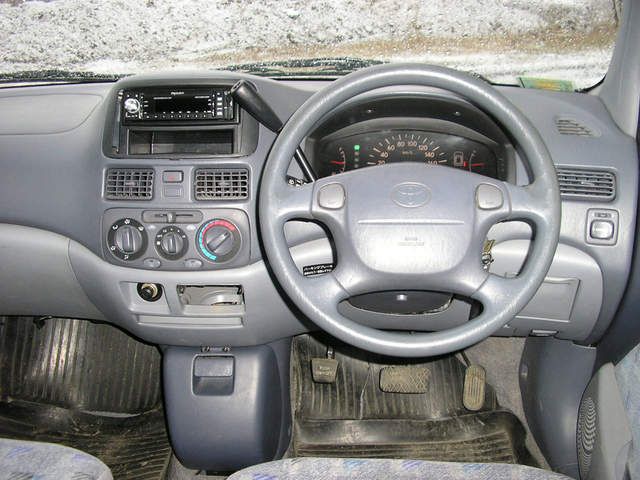 1997 Toyota Raum