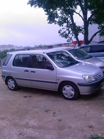 1997 Toyota Raum