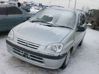 1997 Toyota Raum