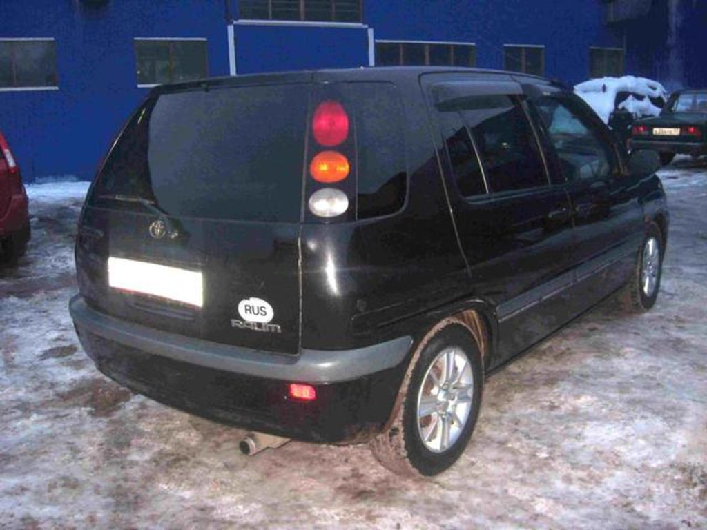 1997 Toyota Raum