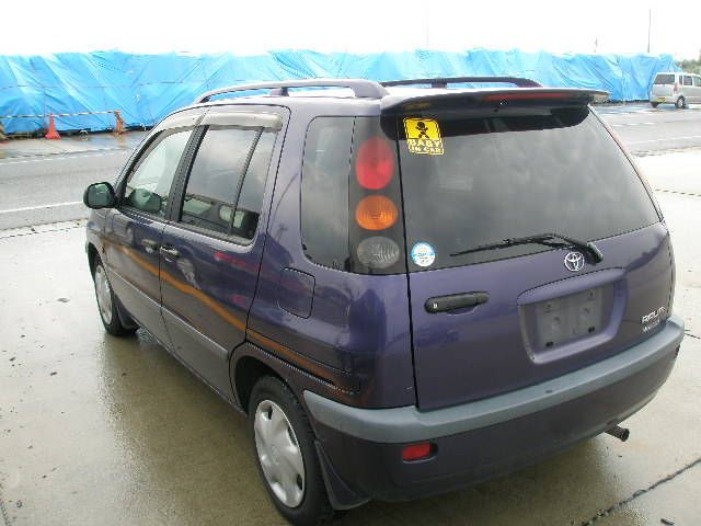 1997 Toyota Raum