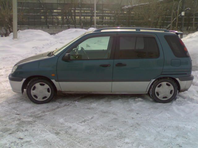1997 Toyota Raum