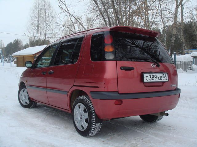 1997 Toyota Raum