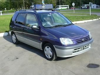 1997 Toyota Raum