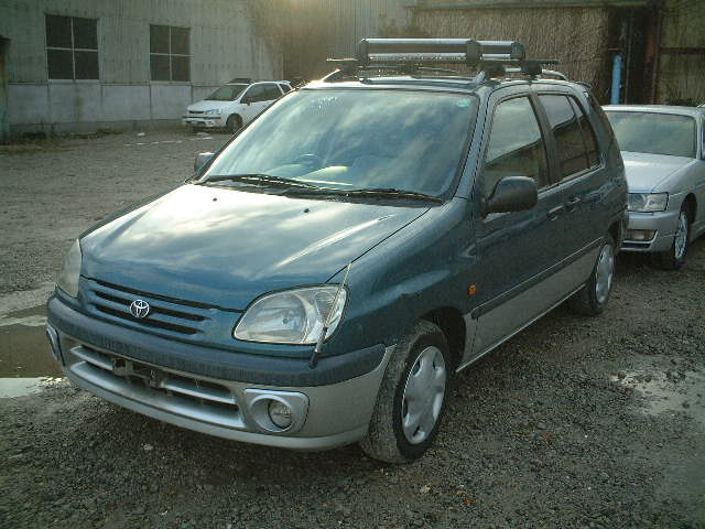 1997 Toyota Raum