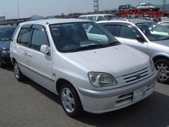 1998 Toyota Raum