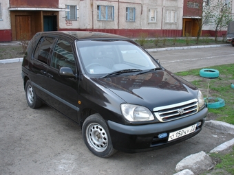 1998 Toyota Raum