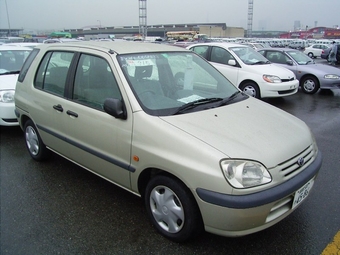 1998 Toyota Raum