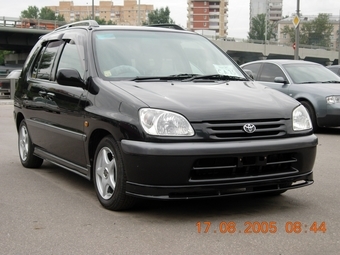 1998 Toyota Raum