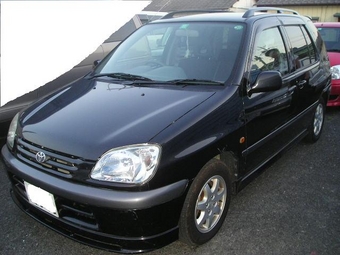 1998 Toyota Raum