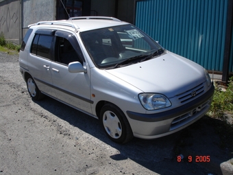 1998 Toyota Raum