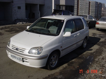 1998 Toyota Raum