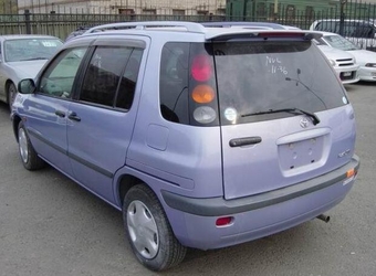 1998 Toyota Raum