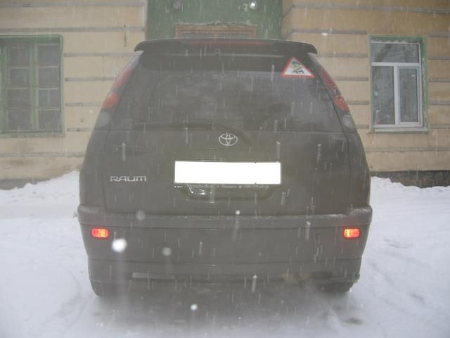 1998 Toyota Raum