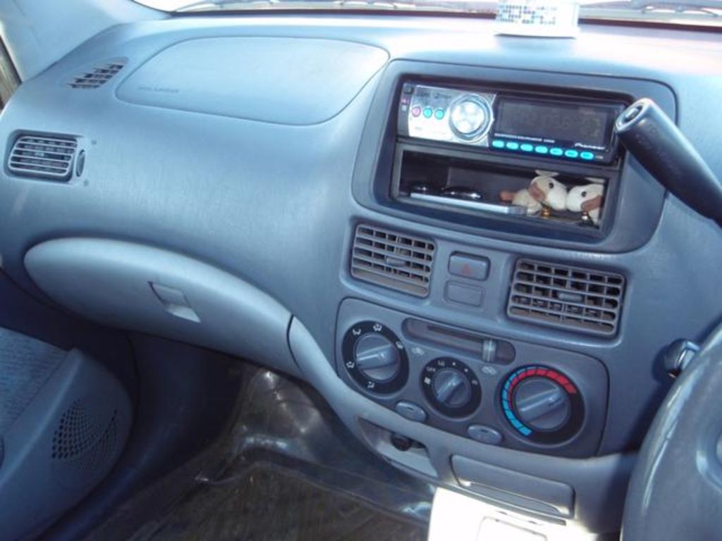 1998 Toyota Raum