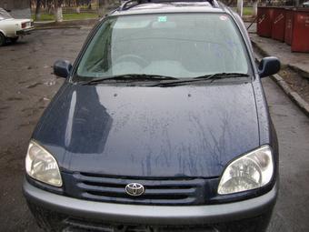 1998 Toyota Raum